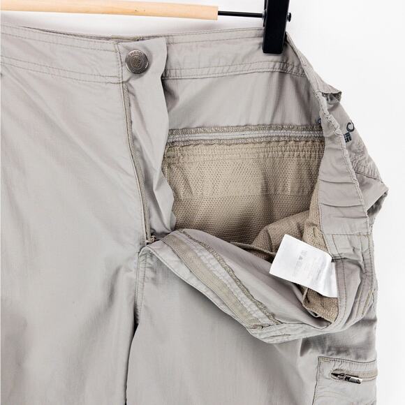 Columbia Cargo Rip-Stop Shorts Men's 38x10 Gray Logo Omni-Shade Nylon - Picture 6 of 10